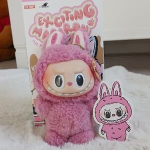 (Lychee Berry) Authentic Pop Mart Exciting Macaron Labubu - Open Box